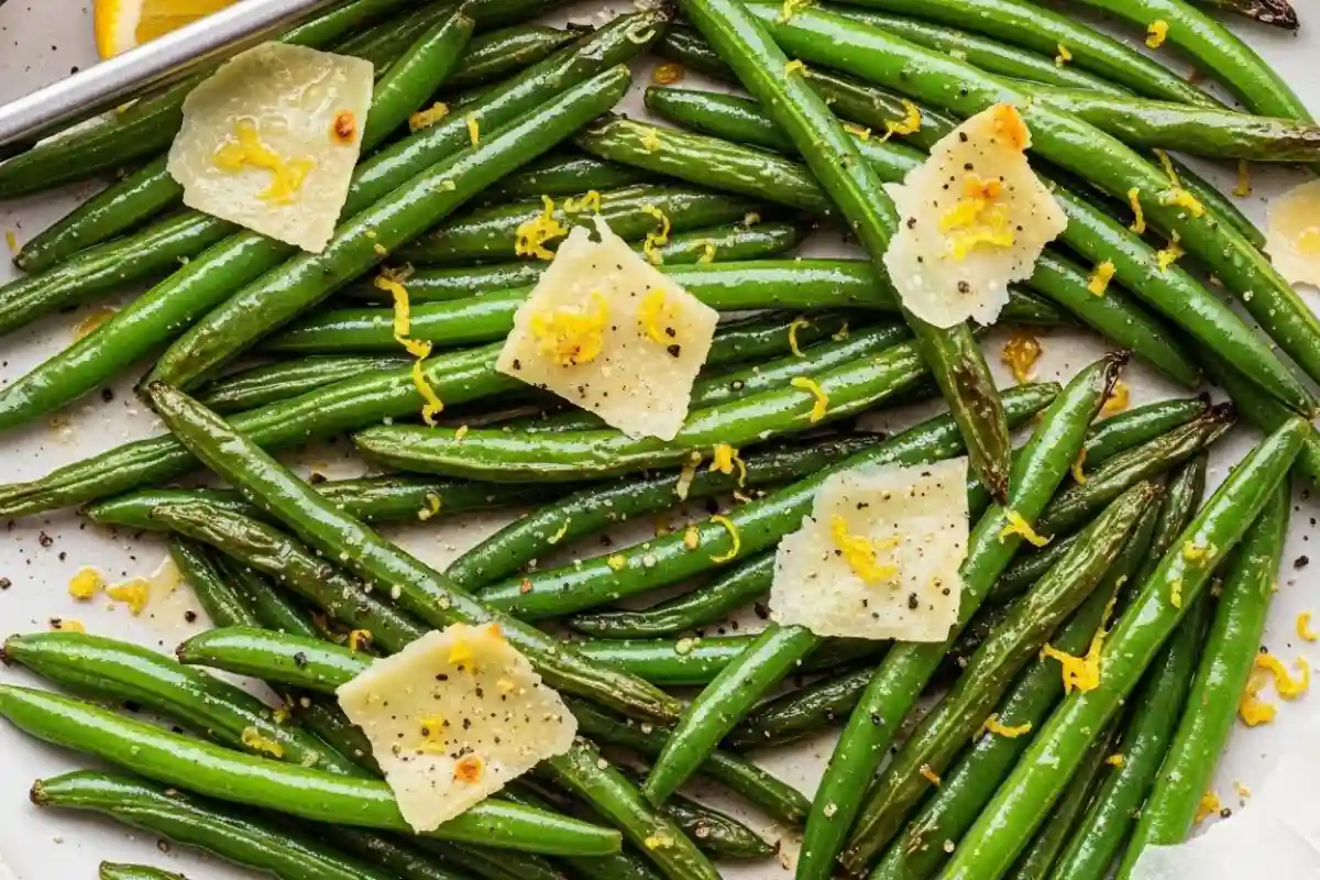 Roasted green beans with parmesan crust.